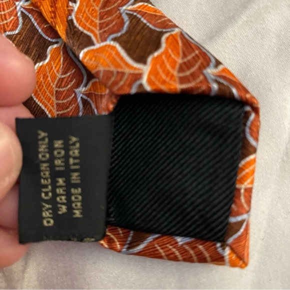 ERMENEGILDO ZEGNA Men's 100% Silk Necktie Made In Italy Leaves Rare Brown/Orange - Picture 6 of 8